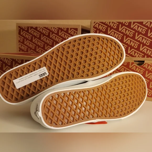 Womens vans size 8 - Picture 2 of 5